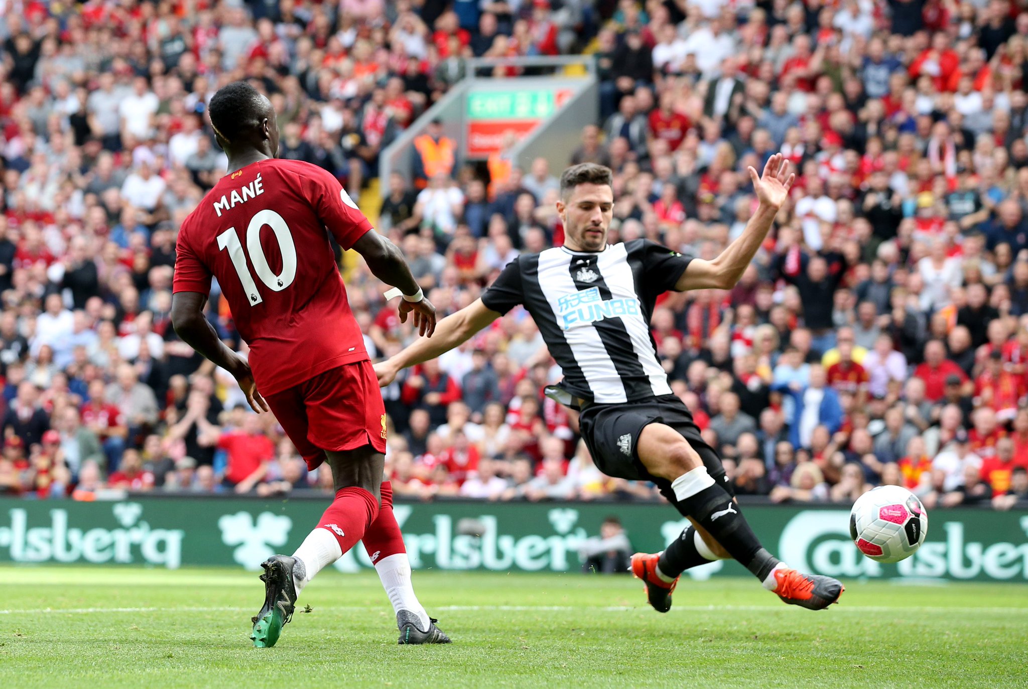 的足球转会 的足球转会