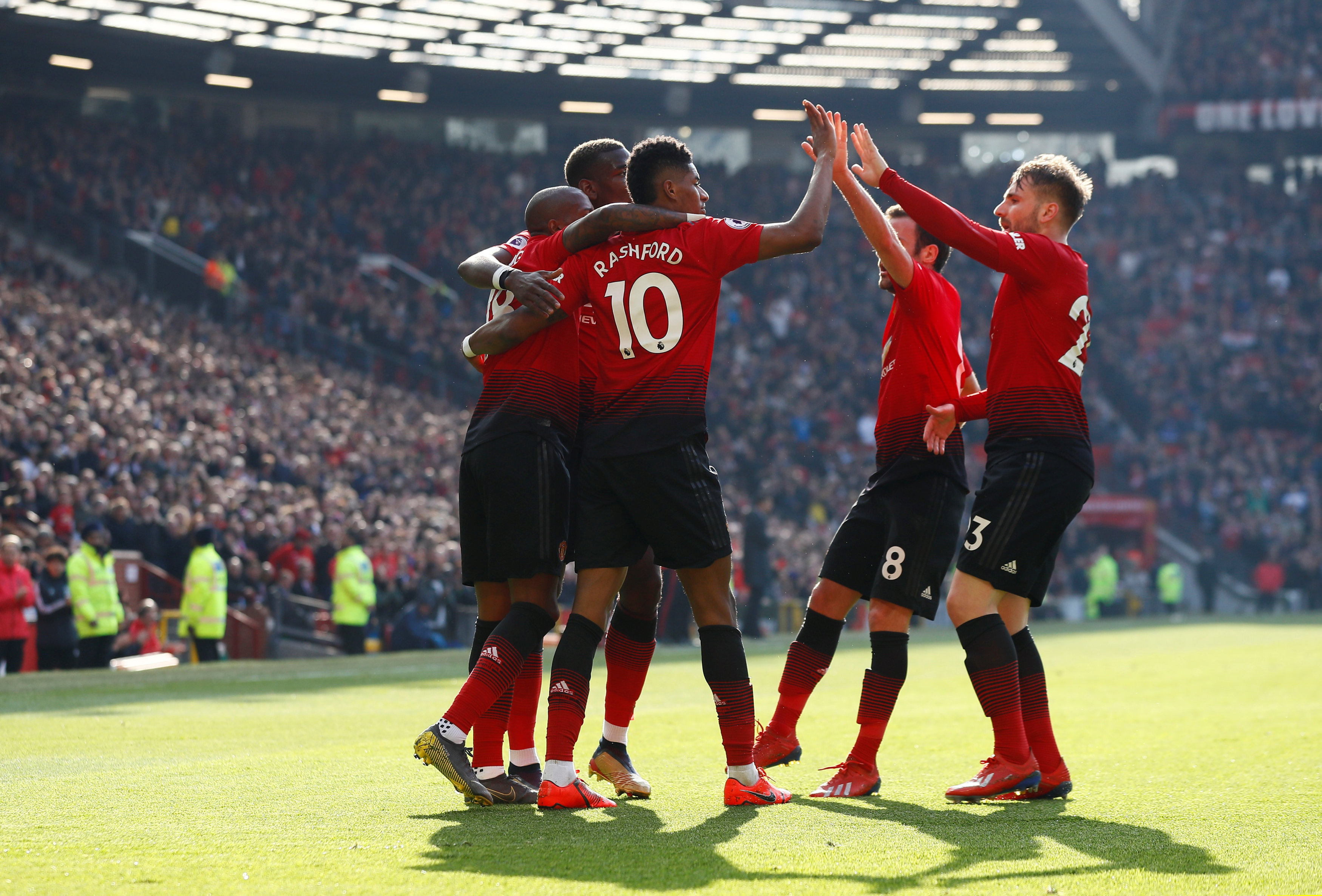 客串边后卫 客串边后卫