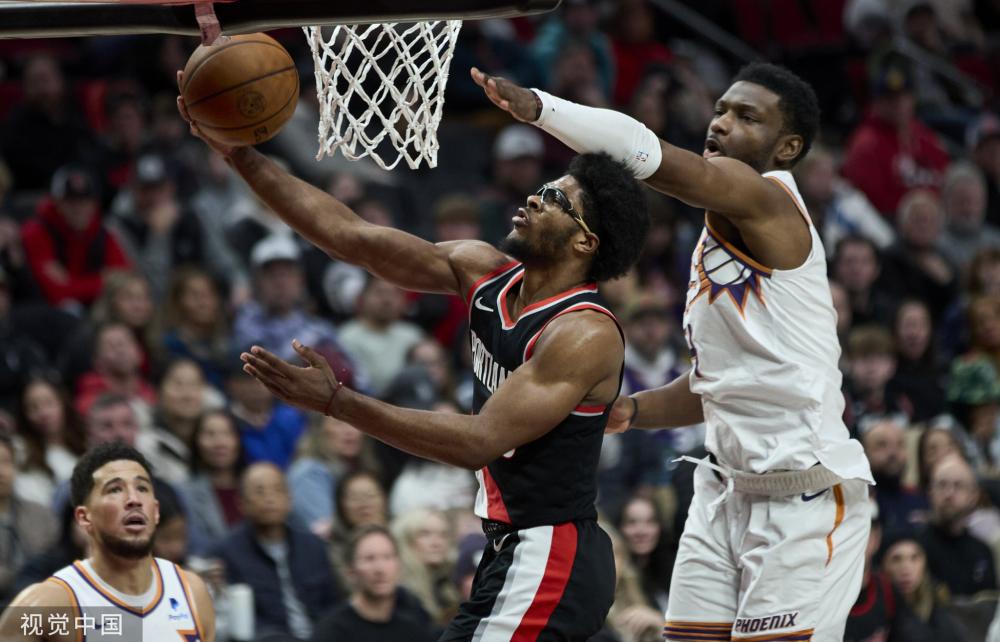 赛场中展现 赛场中展现